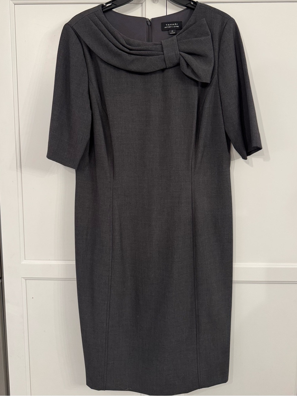 LIKE NEW Tahari ASL Charcoal Bow-Accent Sheath Dress